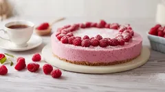 Jemný, vzdušný a bez pečenia: malinový sen, do ktorého sa nemožno nezamilovať.